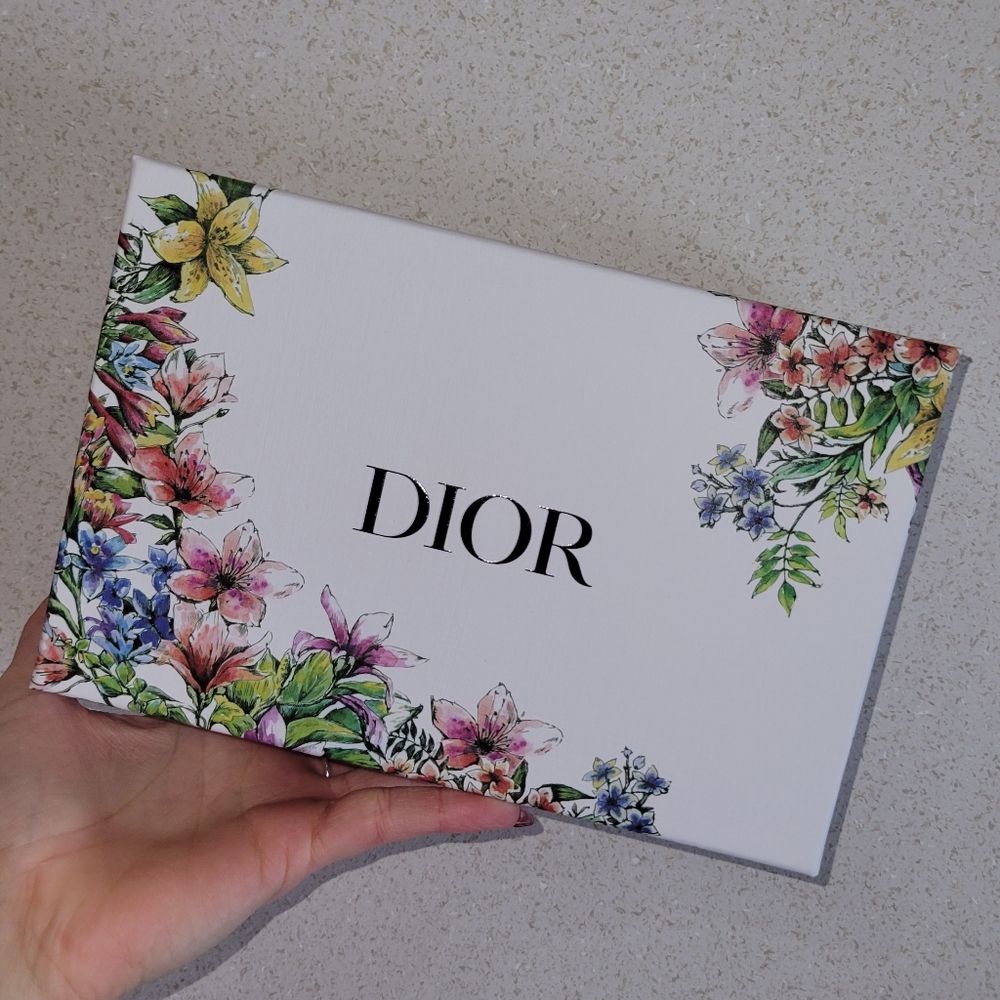 CHRISTIAN DIOR BOX